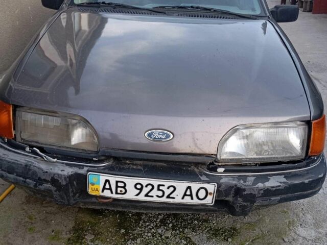 Сірий Форд Сієрра, об'ємом двигуна 2 л та пробігом 1 тис. км за 400 $, фото 1 на Automoto.ua