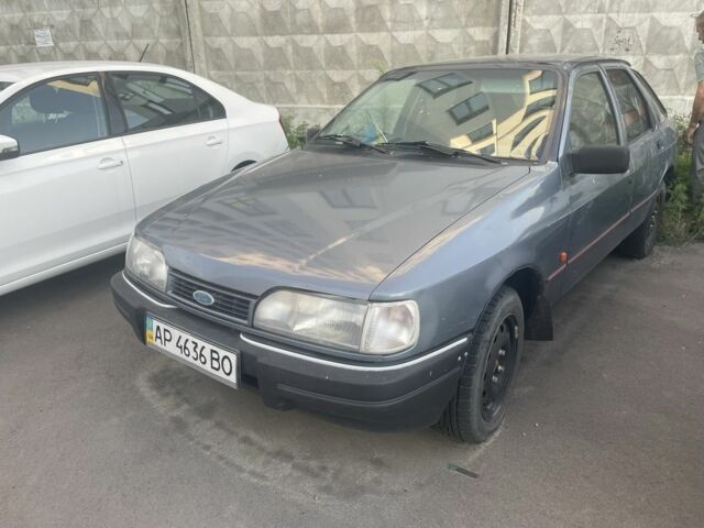 Сірий Форд Сієрра, об'ємом двигуна 1.6 л та пробігом 300 тис. км за 300 $, фото 1 на Automoto.ua