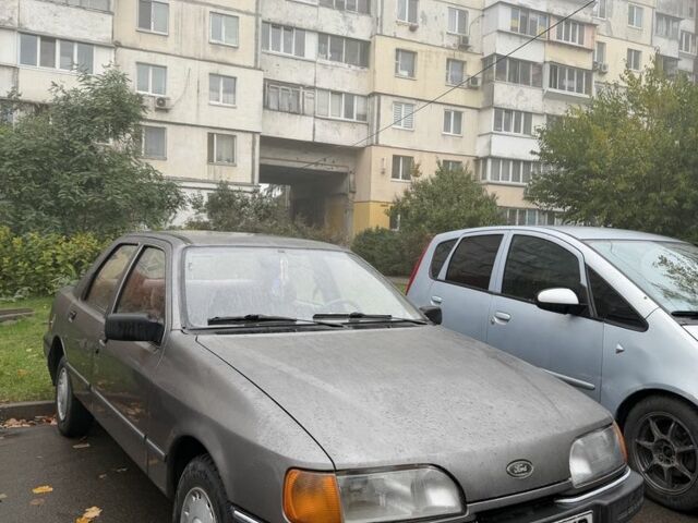 Сірий Форд Сієрра, об'ємом двигуна 2 л та пробігом 94 тис. км за 779 $, фото 1 на Automoto.ua