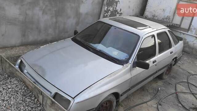 Серый Форд Сиерра, объемом двигателя 2 л и пробегом 200 тыс. км за 500 $, фото 1 на Automoto.ua