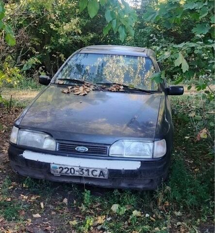Серый Форд Сиерра, объемом двигателя 2 л и пробегом 300 тыс. км за 750 $, фото 1 на Automoto.ua