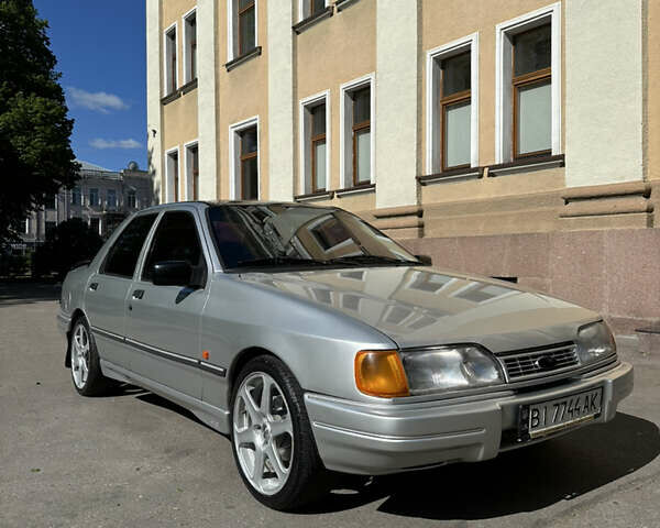 Сірий Форд Сієрра, об'ємом двигуна 2 л та пробігом 120 тис. км за 2500 $, фото 1 на Automoto.ua
