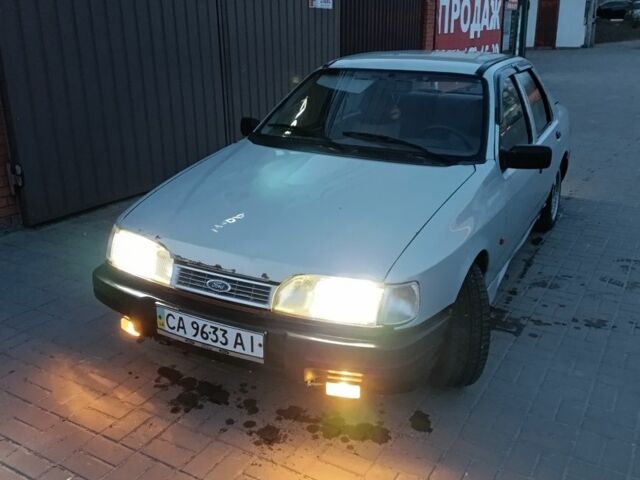 Серый Форд Сиерра, объемом двигателя 2 л и пробегом 120 тыс. км за 850 $, фото 1 на Automoto.ua