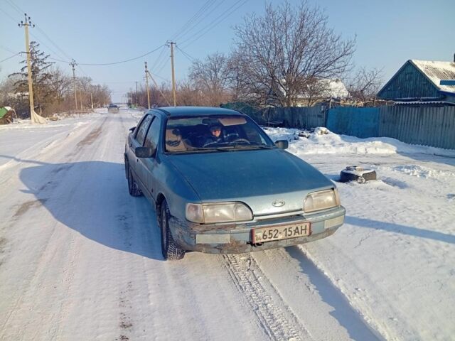 Серый Форд Сиерра, объемом двигателя 0 л и пробегом 111 тыс. км за 347 $, фото 1 на Automoto.ua