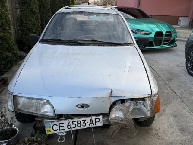 Серый Форд Сиерра, объемом двигателя 2 л и пробегом 70 тыс. км за 300 $, фото 1 на Automoto.ua