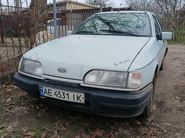 Сірий Форд Сієрра, об'ємом двигуна 1.6 л та пробігом 234 тис. км за 650 $, фото 1 на Automoto.ua