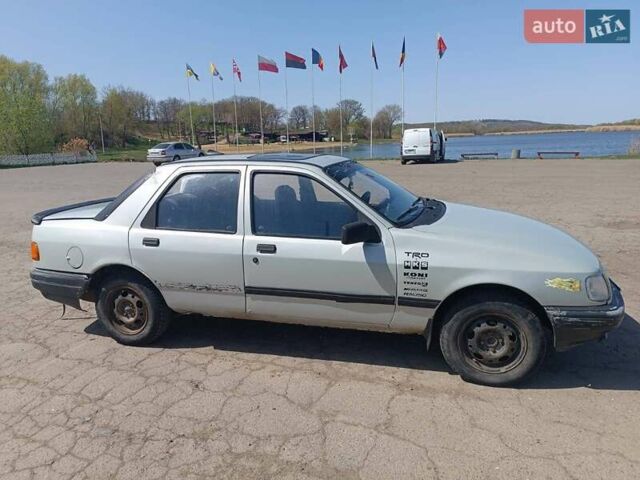 Серый Форд Сиерра, объемом двигателя 2 л и пробегом 34 тыс. км за 800 $, фото 1 на Automoto.ua