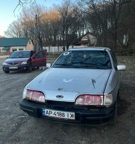 Серый Форд Сиерра, объемом двигателя 2 л и пробегом 158 тыс. км за 1100 $, фото 1 на Automoto.ua