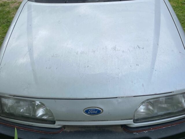 Серый Форд Сиерра, объемом двигателя 2 л и пробегом 260 тыс. км за 750 $, фото 1 на Automoto.ua