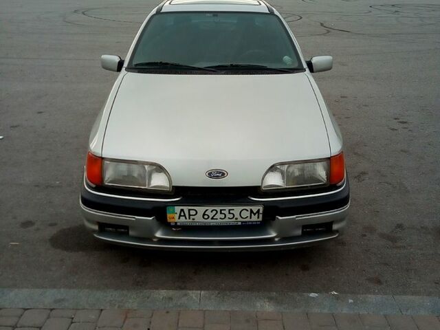 Сірий Форд Сієрра, об'ємом двигуна 1.8 л та пробігом 33 тис. км за 1000 $, фото 1 на Automoto.ua