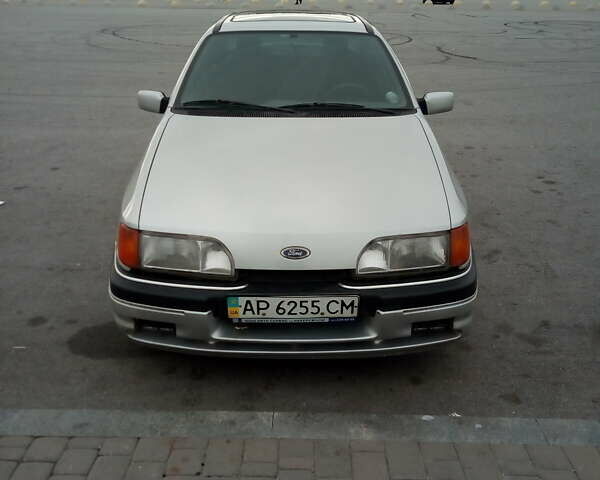Сірий Форд Сієрра, об'ємом двигуна 1.8 л та пробігом 33 тис. км за 1100 $, фото 1 на Automoto.ua