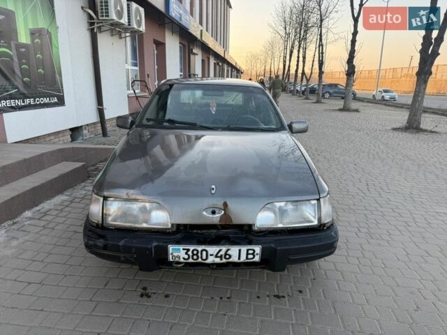 Серый Форд Сиерра, объемом двигателя 0 л и пробегом 350 тыс. км за 680 $, фото 1 на Automoto.ua