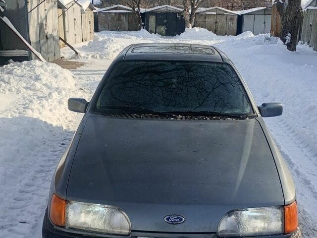 Серый Форд Сиерра, объемом двигателя 2.3 л и пробегом 250 тыс. км за 1199 $, фото 1 на Automoto.ua