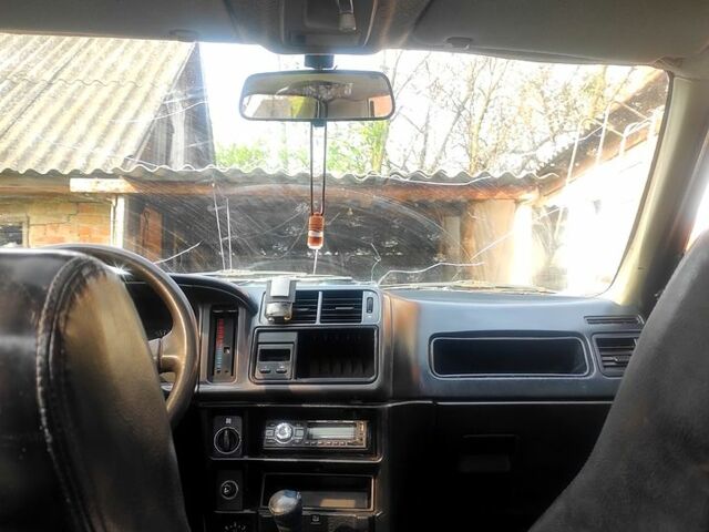 Серый Форд Сиерра, объемом двигателя 2 л и пробегом 240 тыс. км за 1000 $, фото 1 на Automoto.ua