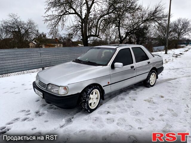 Серый Форд Сиерра, объемом двигателя 2 л и пробегом 291 тыс. км за 950 $, фото 1 на Automoto.ua