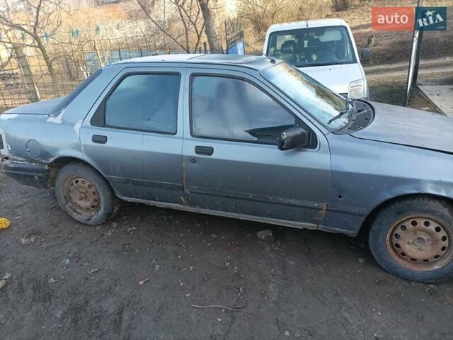 Серый Форд Сиерра, объемом двигателя 2 л и пробегом 66 тыс. км за 650 $, фото 1 на Automoto.ua