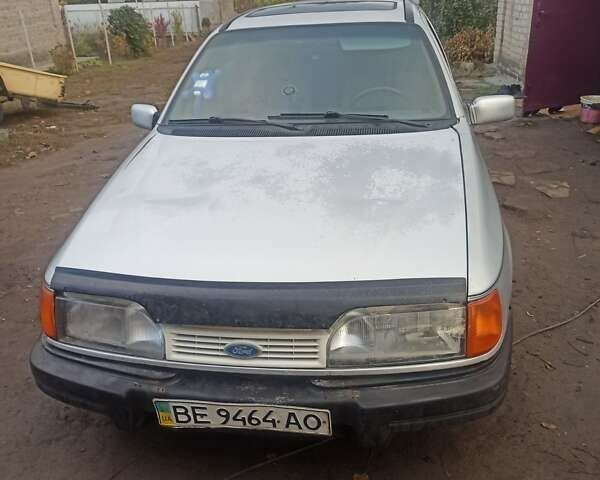Сірий Форд Сієрра, об'ємом двигуна 2 л та пробігом 120 тис. км за 758 $, фото 1 на Automoto.ua