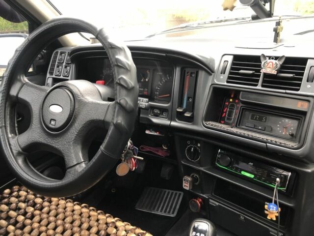 Серый Форд Сиерра, объемом двигателя 2 л и пробегом 30 тыс. км за 1750 $, фото 1 на Automoto.ua