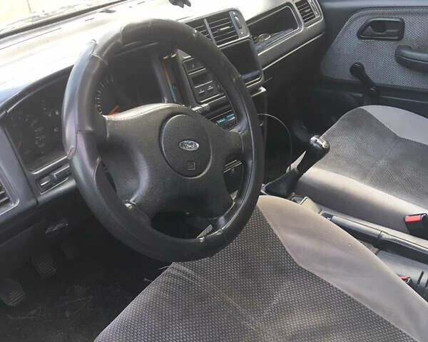 Серый Форд Сиерра, объемом двигателя 2.3 л и пробегом 100 тыс. км за 500 $, фото 1 на Automoto.ua