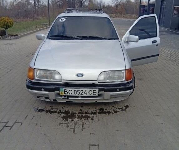 Сірий Форд Сієрра, об'ємом двигуна 2 л та пробігом 84 тис. км за 550 $, фото 1 на Automoto.ua