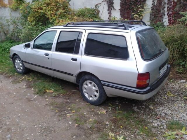 Сірий Форд Сієрра, об'ємом двигуна 0 л та пробігом 300 тис. км за 900 $, фото 1 на Automoto.ua