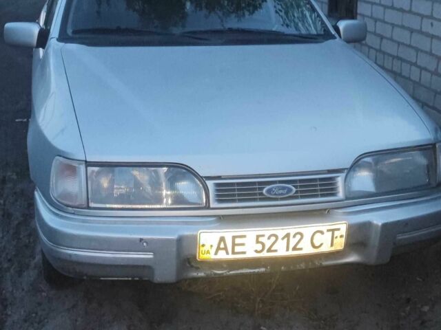 Серый Форд Сиерра, объемом двигателя 2 л и пробегом 250 тыс. км за 1200 $, фото 1 на Automoto.ua