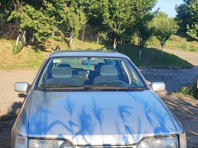 Сірий Форд Сієрра, об'ємом двигуна 2 л та пробігом 250 тис. км за 1300 $, фото 1 на Automoto.ua