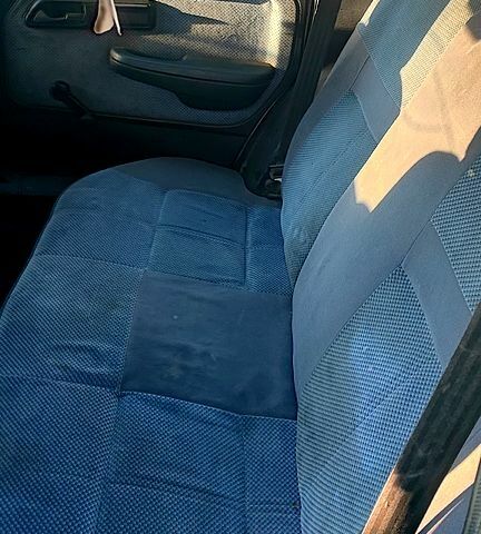 Сірий Форд Сієрра, об'ємом двигуна 2 л та пробігом 250 тис. км за 1500 $, фото 1 на Automoto.ua