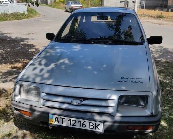 Серый Форд Сиерра, объемом двигателя 2 л и пробегом 400 тыс. км за 1000 $, фото 1 на Automoto.ua
