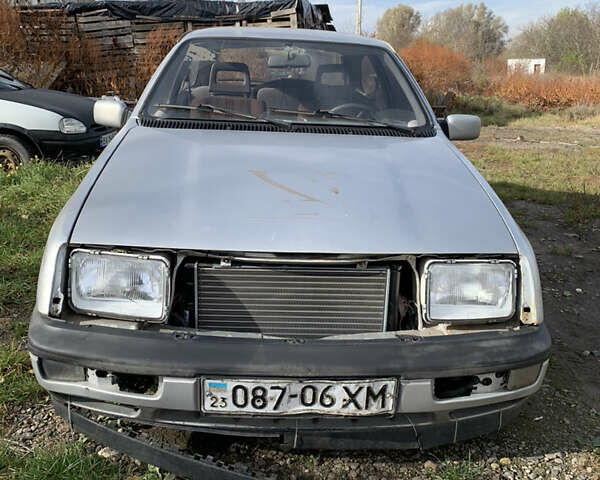 Форд Сиерра 1987 в Хмельницком на Automoto.ua Серый Форд Сиерра, объемом двигателя 2 л и пробегом 55 тыс. км за 400 $, фото 1 на Automoto.ua