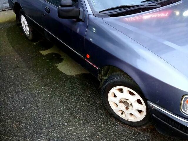 Серый Форд Сиерра, объемом двигателя 2 л и пробегом 140 тыс. км за 650 $, фото 1 на Automoto.ua