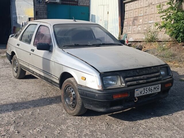 Серый Форд Сиерра, объемом двигателя 0 л и пробегом 100 тыс. км за 334 $, фото 1 на Automoto.ua