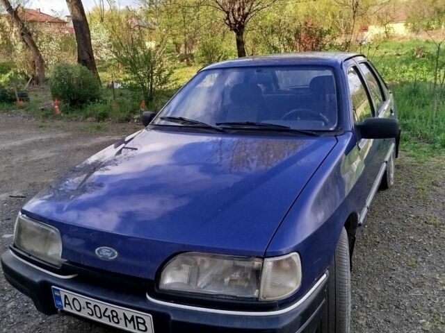 Синій Форд Сієрра, об'ємом двигуна 1.8 л та пробігом 300 тис. км за 650 $, фото 1 на Automoto.ua