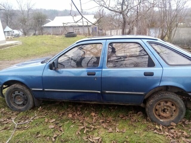 Синий Форд Сиерра, объемом двигателя 0 л и пробегом 1 тыс. км за 650 $, фото 1 на Automoto.ua