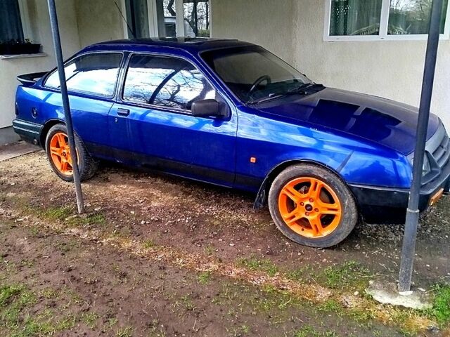 Синій Форд Сієрра, об'ємом двигуна 1.6 л та пробігом 290 тис. км за 750 $, фото 1 на Automoto.ua