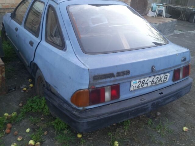 Синий Форд Сиерра, объемом двигателя 0 л и пробегом 57 тыс. км за 500 $, фото 1 на Automoto.ua