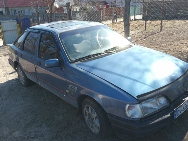 Синий Форд Сиерра, объемом двигателя 1.8 л и пробегом 350 тыс. км за 499 $, фото 1 на Automoto.ua