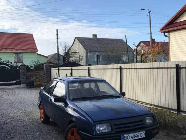 Синій Форд Сієрра, об'ємом двигуна 2 л та пробігом 6 тис. км за 800 $, фото 1 на Automoto.ua