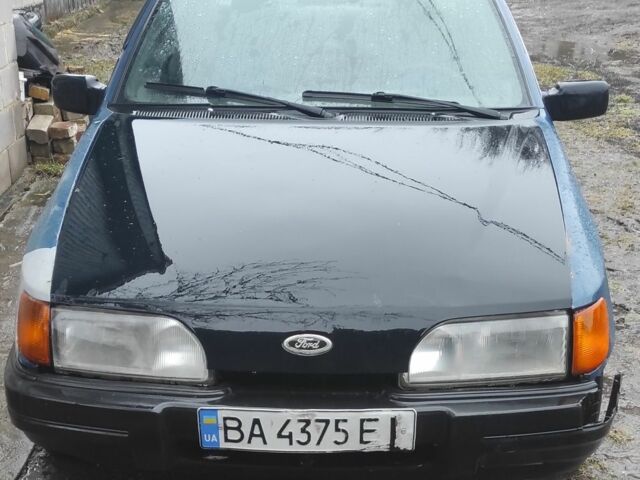 Синий Форд Сиерра, объемом двигателя 2 л и пробегом 300 тыс. км за 629 $, фото 1 на Automoto.ua