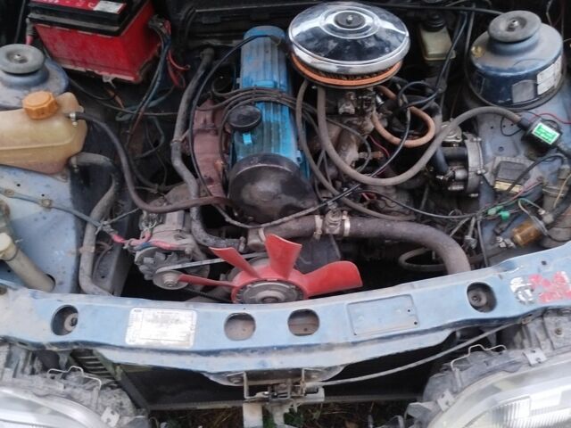 Синий Форд Сиерра, объемом двигателя 2 л и пробегом 250 тыс. км за 710 $, фото 1 на Automoto.ua