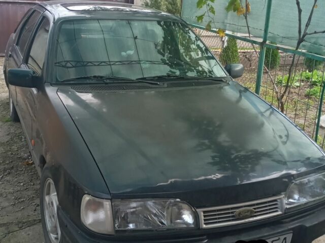 Синій Форд Сієрра, об'ємом двигуна 2 л та пробігом 40 тис. км за 800 $, фото 1 на Automoto.ua