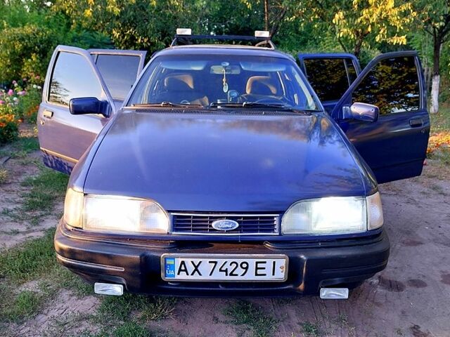 Синій Форд Сієрра, об'ємом двигуна 2 л та пробігом 170 тис. км за 1600 $, фото 1 на Automoto.ua