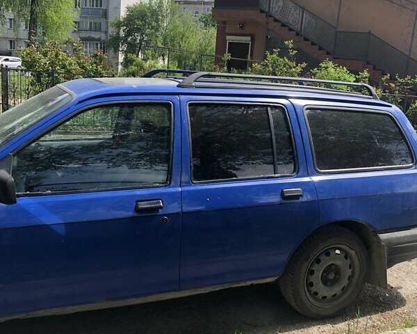 Синій Форд Сієрра, об'ємом двигуна 1.6 л та пробігом 55 тис. км за 1100 $, фото 1 на Automoto.ua
