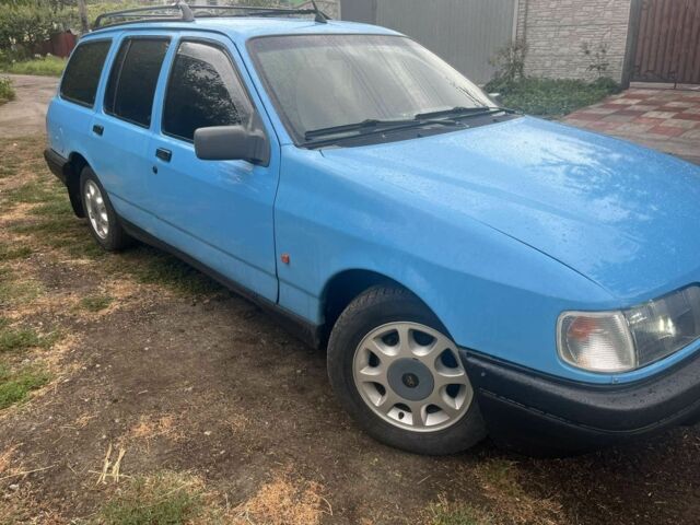 Синий Форд Сиерра, объемом двигателя 0 л и пробегом 100 тыс. км за 1506 $, фото 1 на Automoto.ua