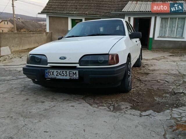 Синий Форд Сиерра, объемом двигателя 2 л и пробегом 325 тыс. км за 1000 $, фото 1 на Automoto.ua