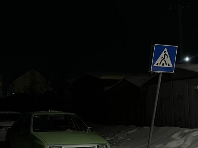 Зеленый Форд Сиерра, объемом двигателя 2 л и пробегом 297 тыс. км за 1000 $, фото 1 на Automoto.ua