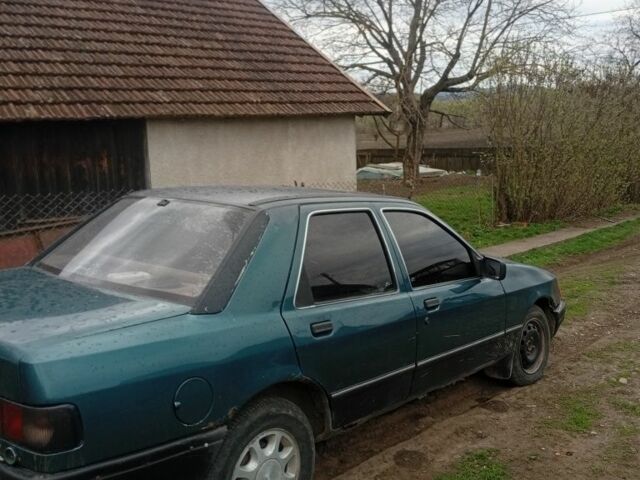 Зелений Форд Сієрра, об'ємом двигуна 2 л та пробігом 111 тис. км за 550 $, фото 1 на Automoto.ua
