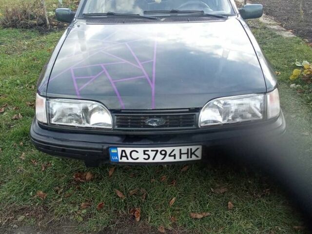 Зеленый Форд Сиерра, объемом двигателя 1.6 л и пробегом 3 тыс. км за 1200 $, фото 1 на Automoto.ua