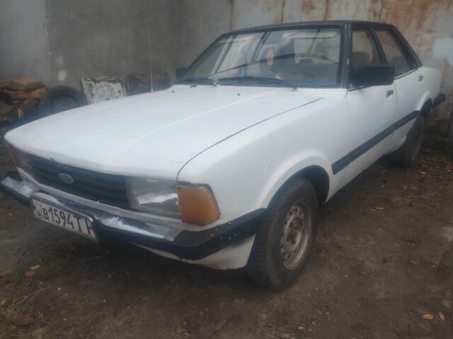 Білий Форд Таунус, об'ємом двигуна 1 л та пробігом 100 тис. км за 999 $, фото 1 на Automoto.ua