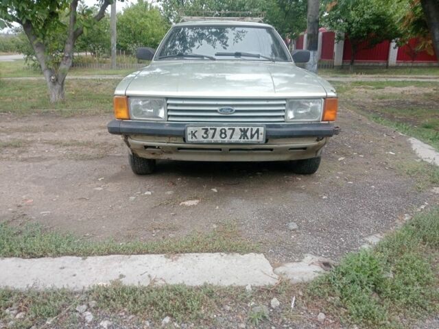 Сірий Форд Таунус, об'ємом двигуна 1.6 л та пробігом 75 тис. км за 897 $, фото 1 на Automoto.ua